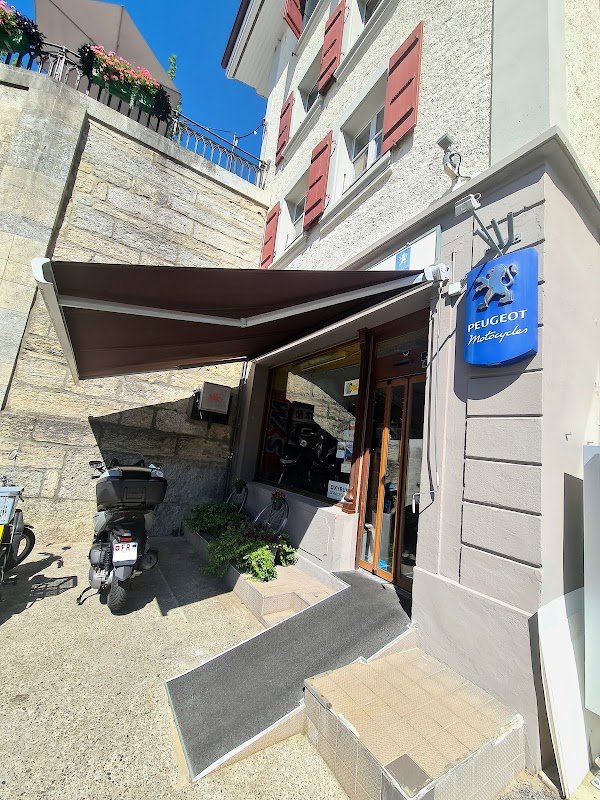 Bernard Staehlin - Photo 2