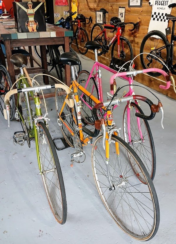 Cycles VENTOUX 1910® café bike store - Photo 4