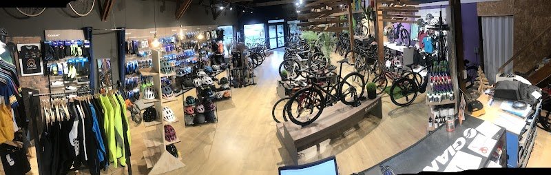 Cycles Manu Scotet - GIANT Pont L’Abbé