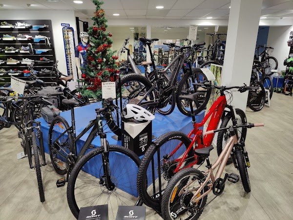 Hobby Cycles Concarneau - Photo 3