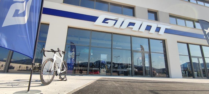 Giant Ajaccio