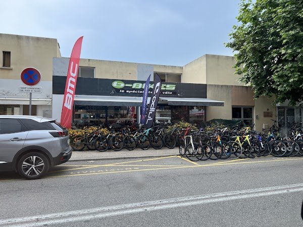 B BIKES - Photo 3