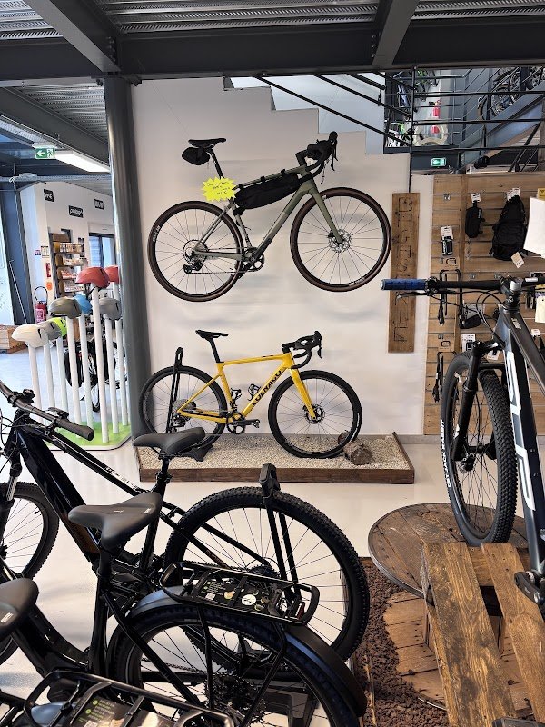 Le vélo jaune - Photo 2