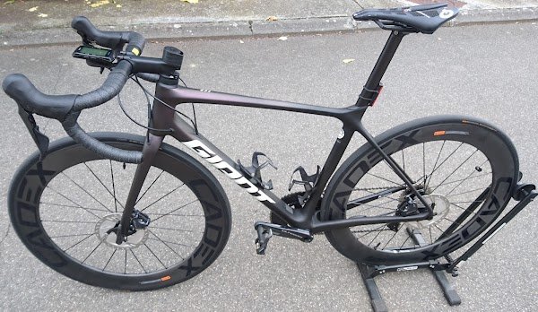 Vertical Bike - Photo 3