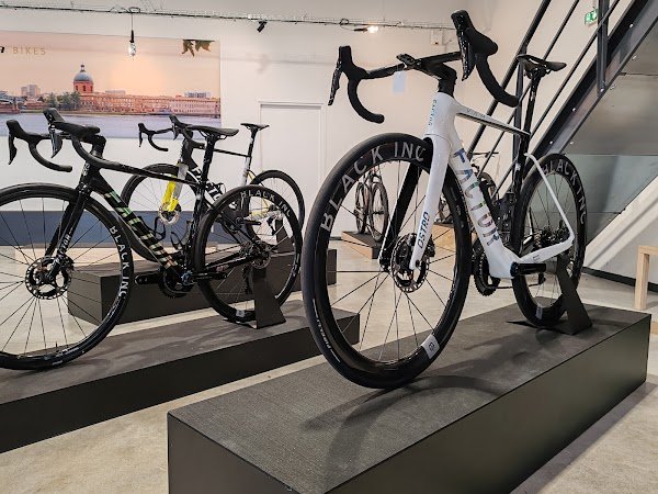 Magasin de Vélos BMC Factor Colnago - Photo 3