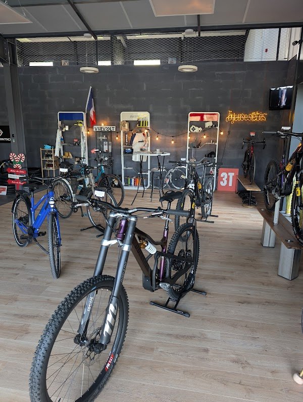 BC industries - Photo 2