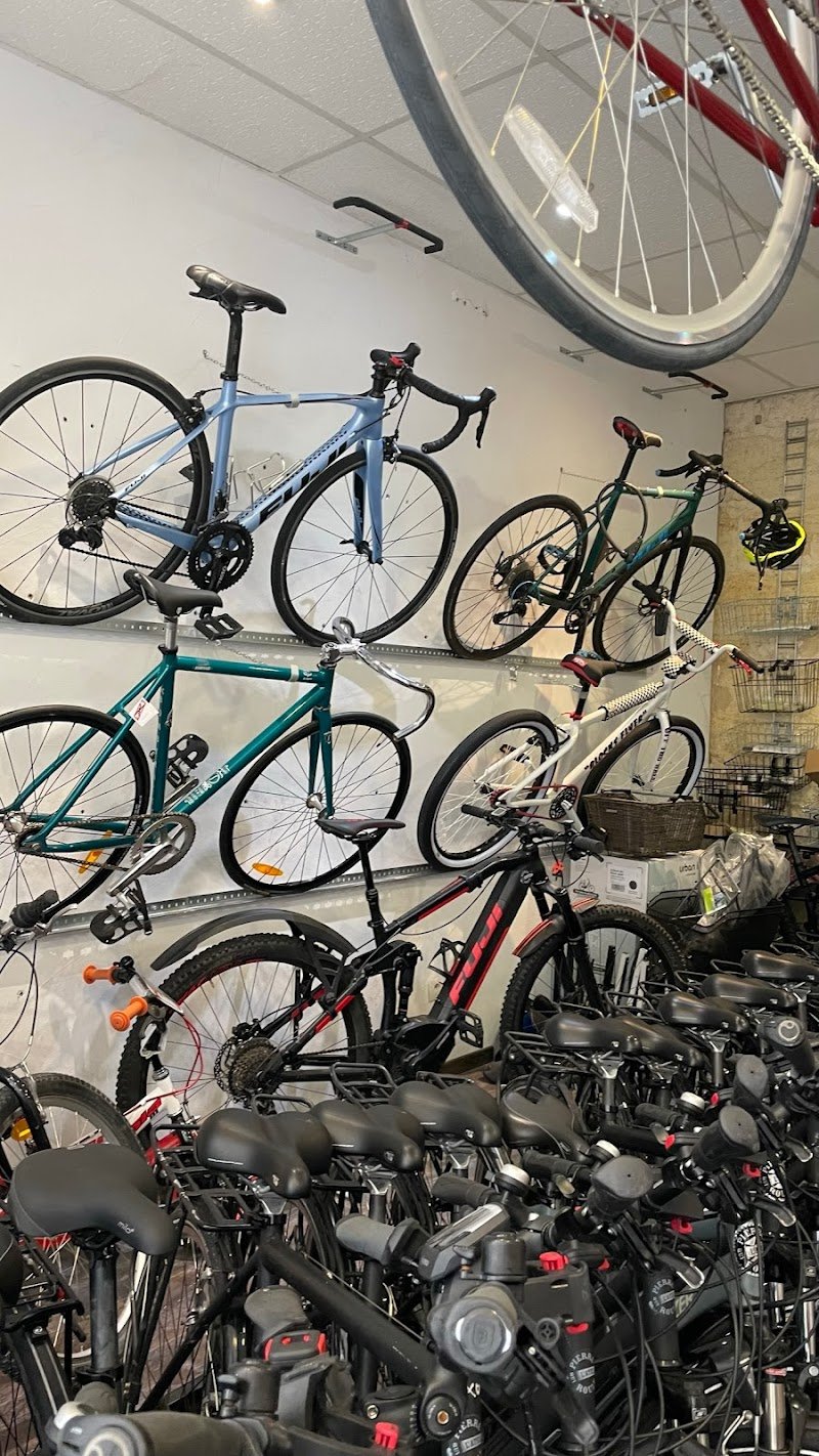 Pierre qui roule - ouvert sur réservation uniquement