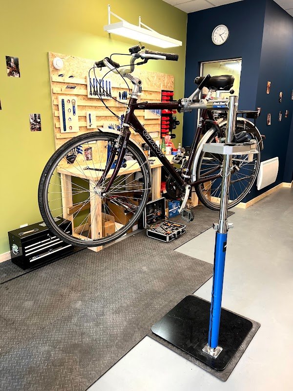 MOOD Vélocyclettes - Électrification, Personnalisation et Réparations de Cycles/Vélos - Photo 3