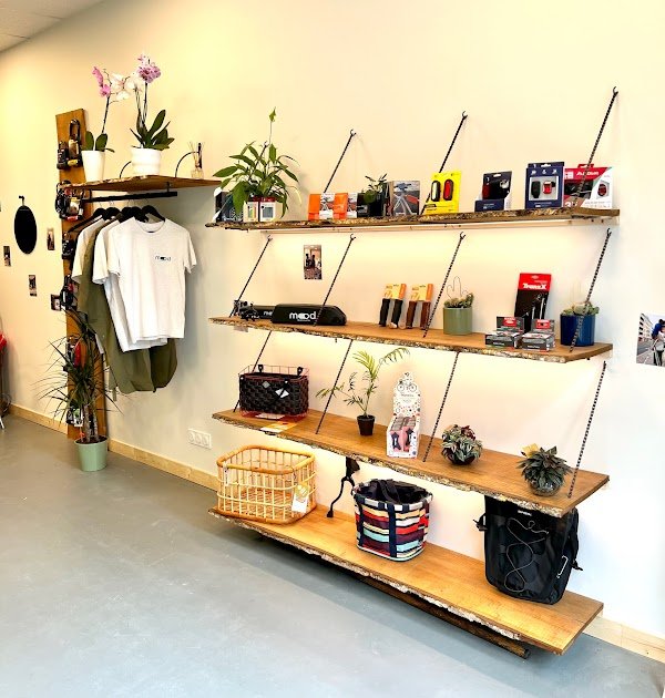 MOOD Vélocyclettes - Électrification, Personnalisation et Réparations de Cycles/Vélos - Photo 4