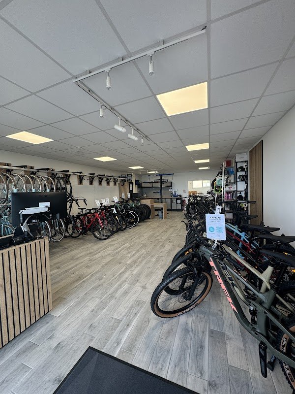Le Repair'Vélo : Locations - Ventes - Réparations - Photo 2