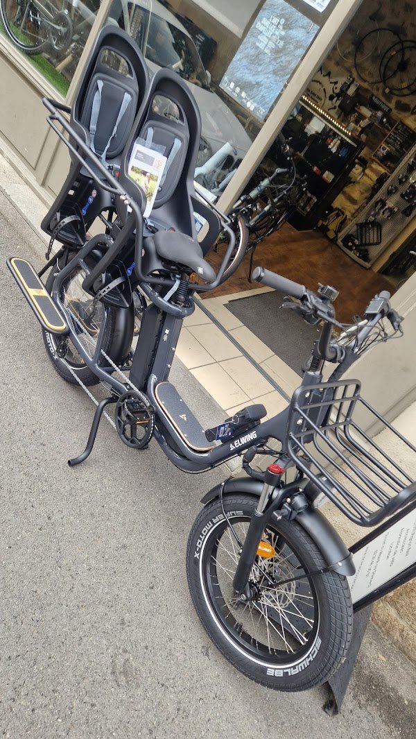 The Stall of Two Wheels - Photo 3