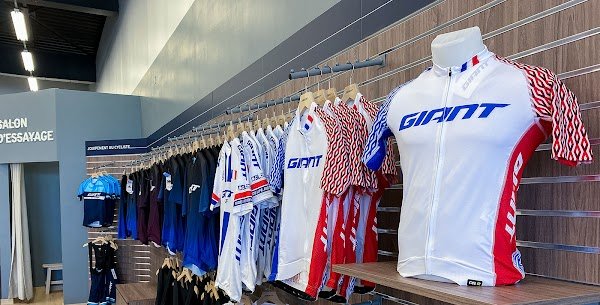 Giant Tours - Photo 5