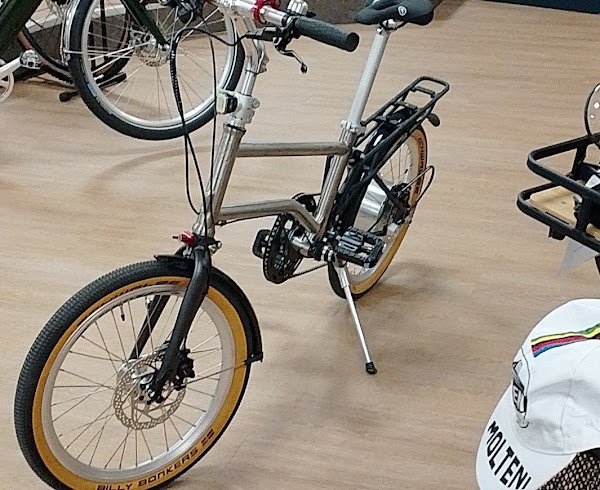Véloce - Concept Store & Atelier vélo - Photo 5