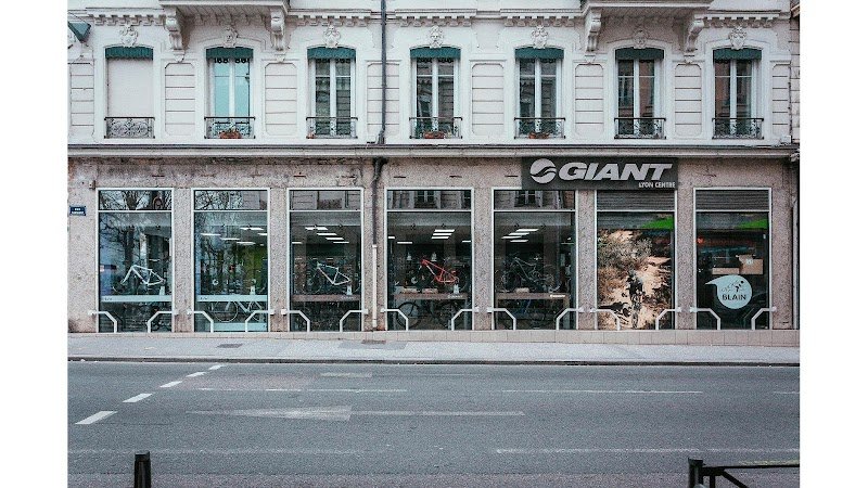 Giant City Lyon Centre