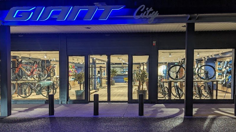 Giant City Le Pont de Beauvoisin