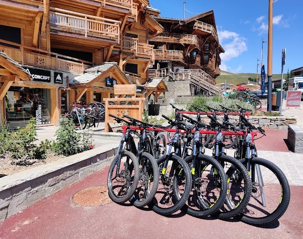 Magasin Concept Millet(test snowboard Burton,Lib-tech-Amplid) - Alpe d'Huez - Photo 4