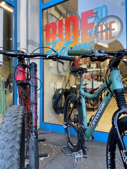 Ride to the future - Magasin et réparation de vélos - Photo 2