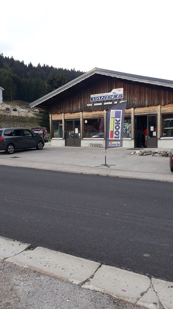 Magasin Skis Vandel - Photo 2