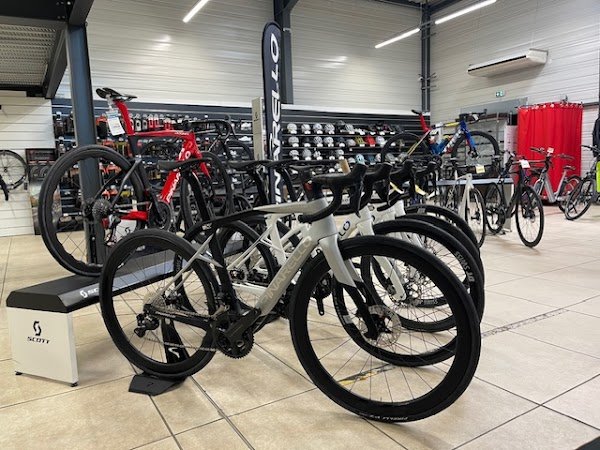 Materiel-velo.com - Magasin de Saint-Etienne - Photo 2