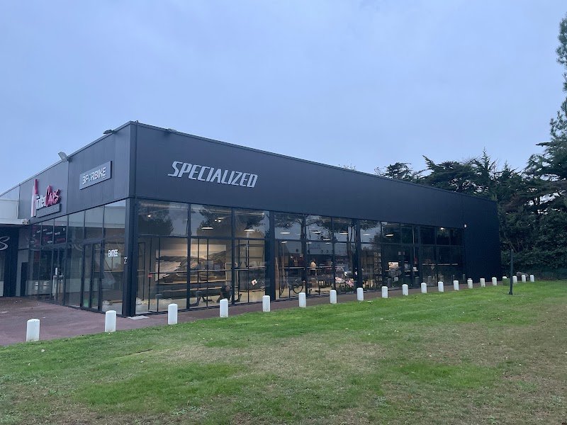 Specialized | 3 for bike Pornic