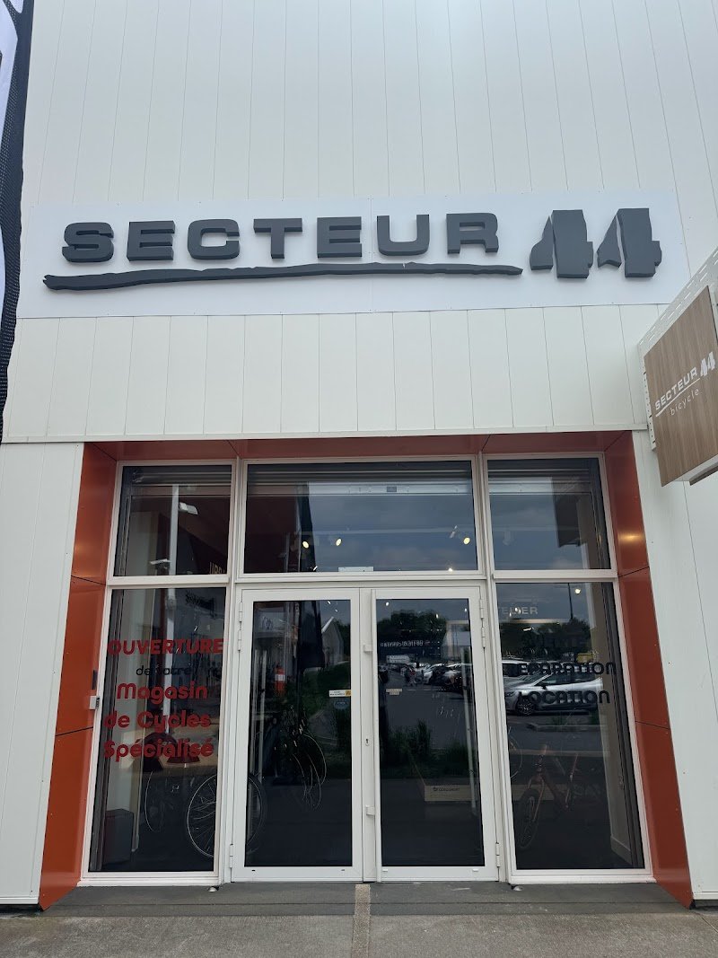 SECTEUR 44 – Magasin de vélos / cycles (vente, réparation, entretien) et accessoires à Savenay (44)