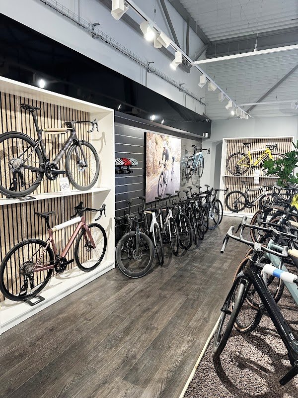 SECTEUR 44 – Magasin de vélos / cycles (vente, réparation, entretien) et accessoires à Savenay (44) - Photo 3