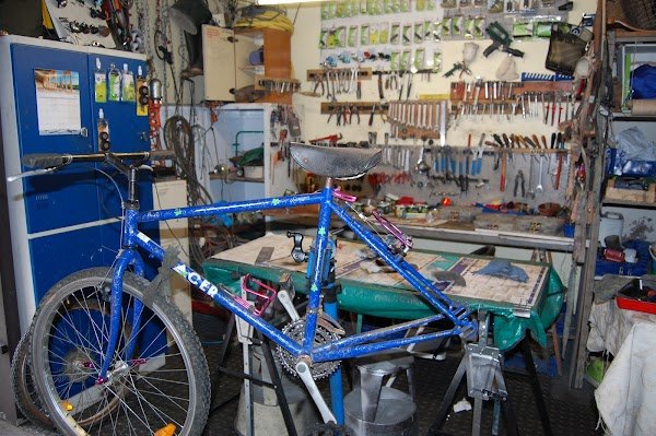 Atelier de la close réparation de vélos Nantes - Photo 3