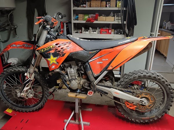 Motors & Cycling Workshop - Photo 2