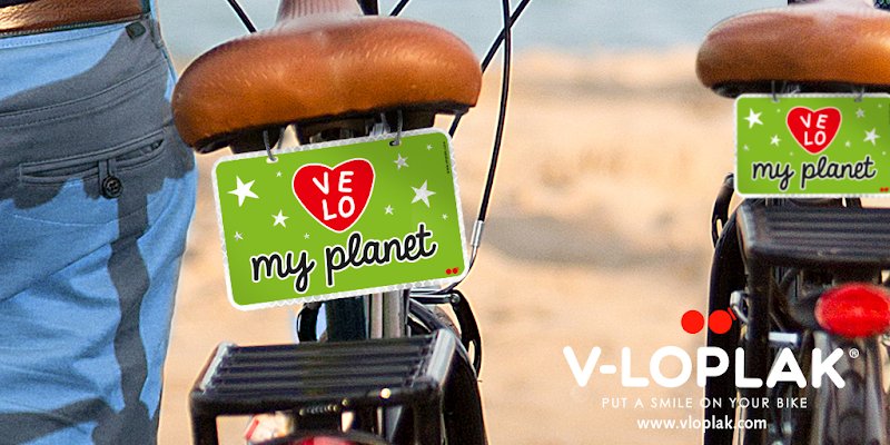 V-LOPLAK, les plaques vélos rétro-réfléchissantes (rendent plus visible la nuit). Utiles, éthiques & fun!