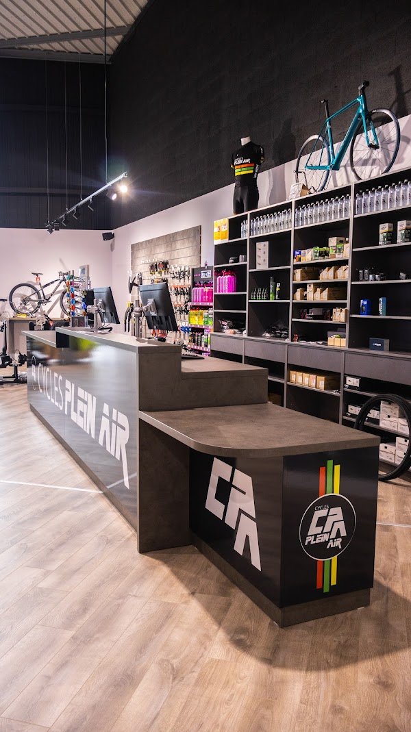 CYCLES PLEIN AIR LE LION D’ANGERS - Vente et Réparation de vélos - Photo 3