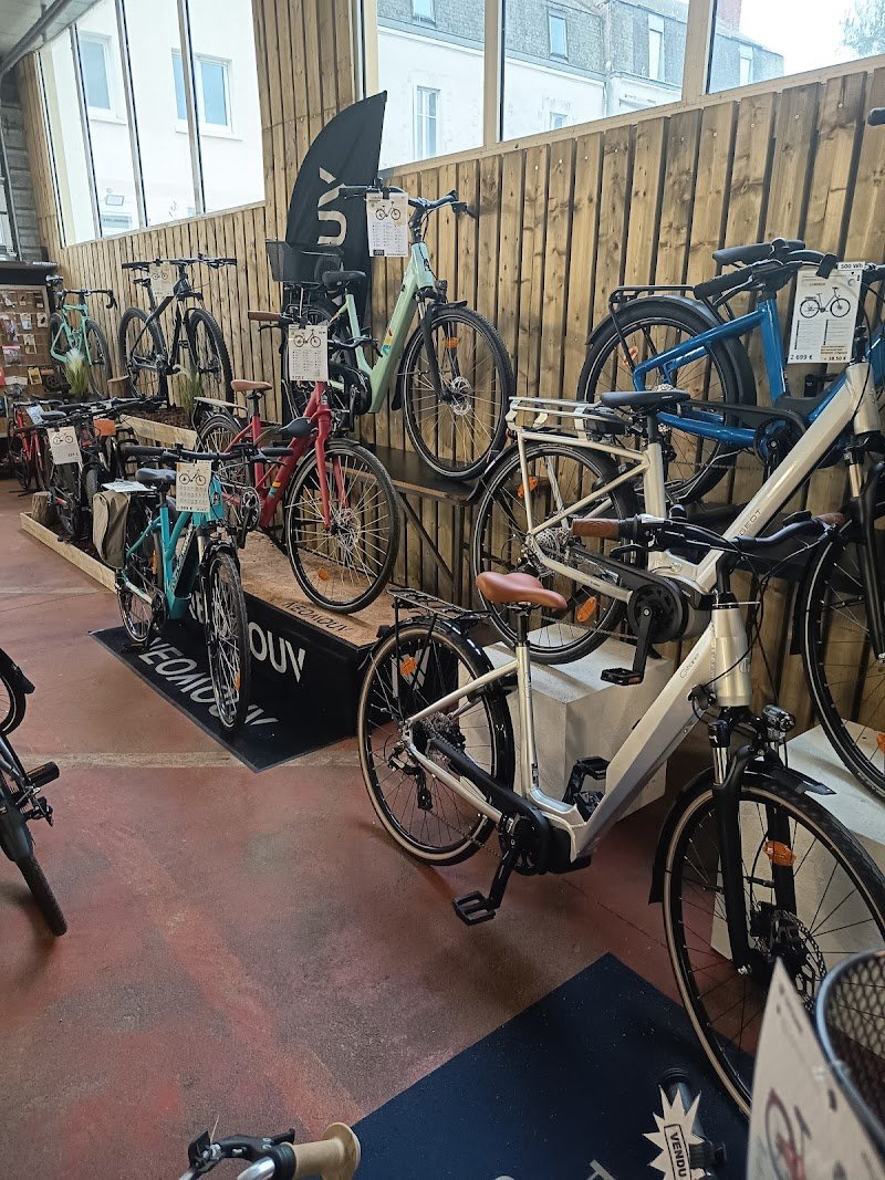 Attitude 2 Roues Motoculture, concession Peugeot motocycles