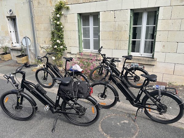 Saumur Bike Hire - Photo 3