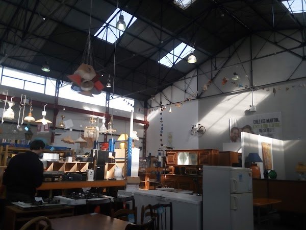 Magasin de la Ressourcerie des Biscottes - Photo 4