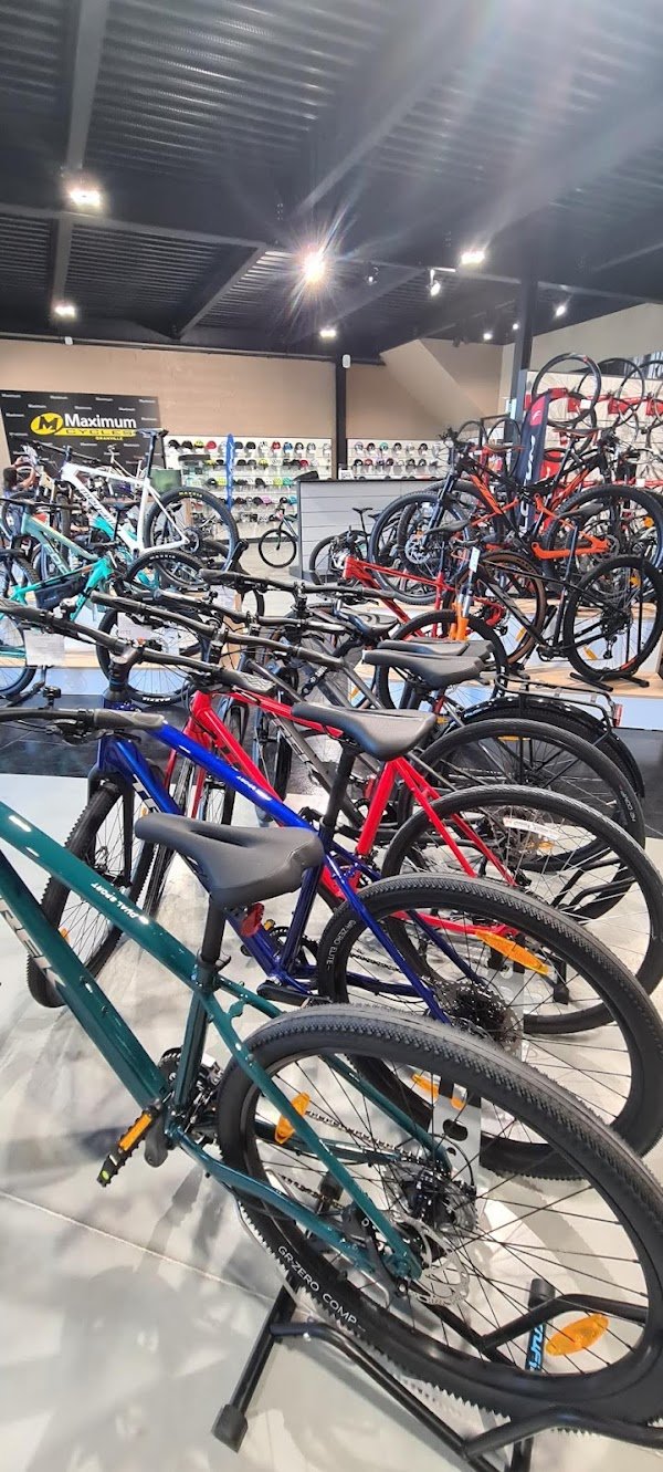 Maximum Cycles - Photo 3