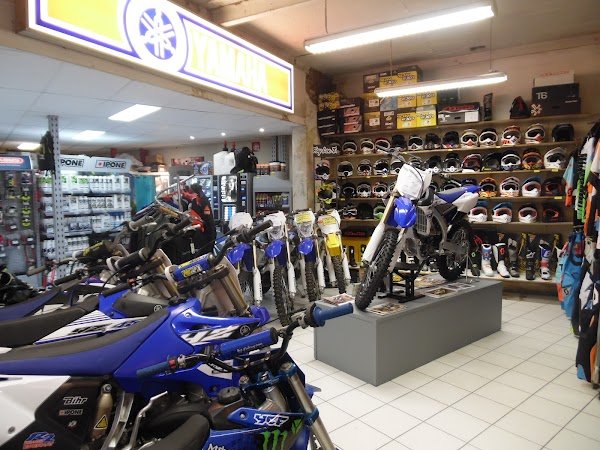 R2 Motos - Concessionnaire Yamaha - motos, scooters & e-bike - Photo 2