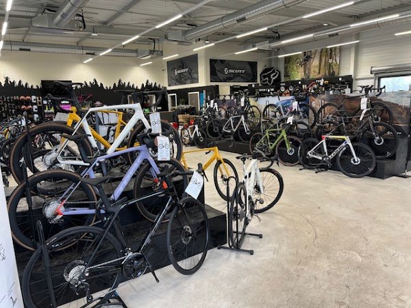 KF BIKE SHOP - Photo 2