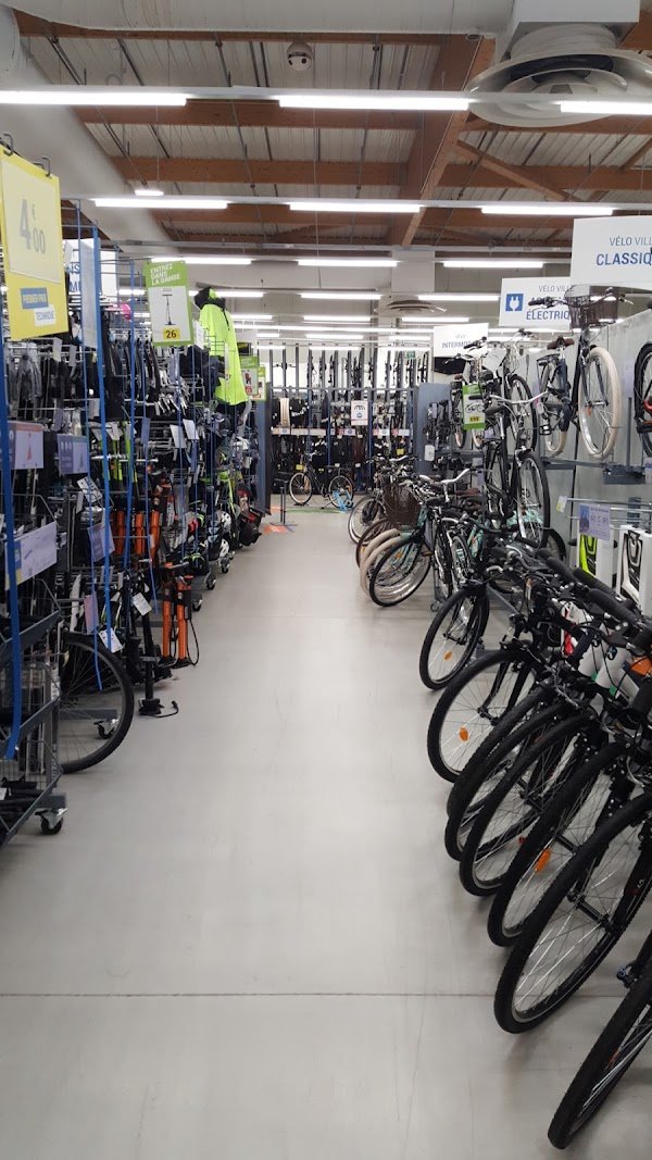 Decathlon Aulnoy-Lez-Valenciennes - Photo 2