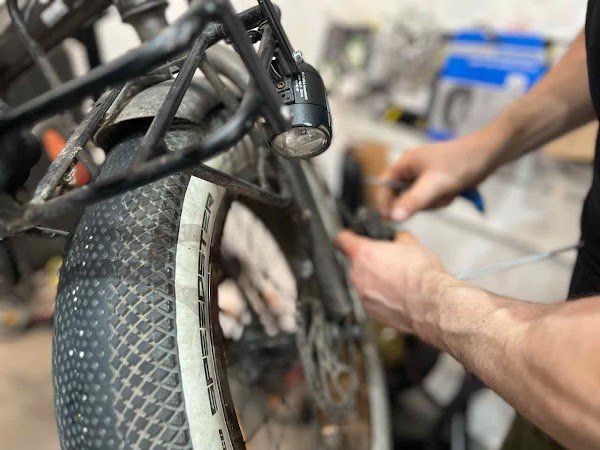 Repair and Run Lille - Réparation de vélos et trottinettes électriques - Photo 2