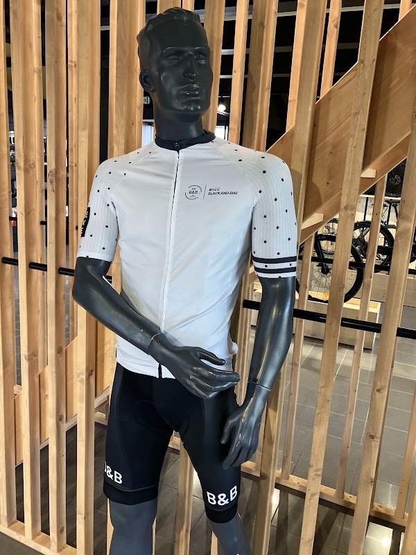 Black and Bike Mons - Photo 3