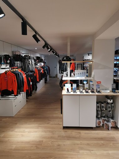 Triathlon Store | Bicycle Store - Photo 2