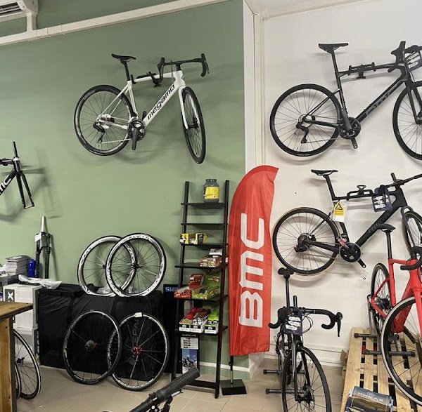 VOLCANIC CYCLES - Photo 3