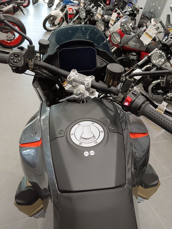 Concessionnaire YAMAHA - AUVERGNE MOTOS - motos, scooters & e-bike - Photo 3