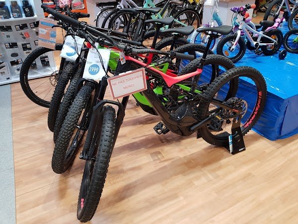 Sports Store E.Leclerc - Photo 2