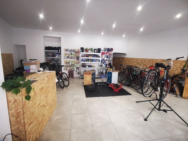 CYCLOBIELLE - Vélo/VAE/Trottinettes - Photo 2