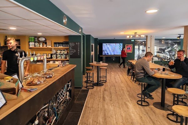 Maison Octave • Bagnères-de-Bigorre (65) • Café, restaurant, atelier et magasin de vélos - Photo 3