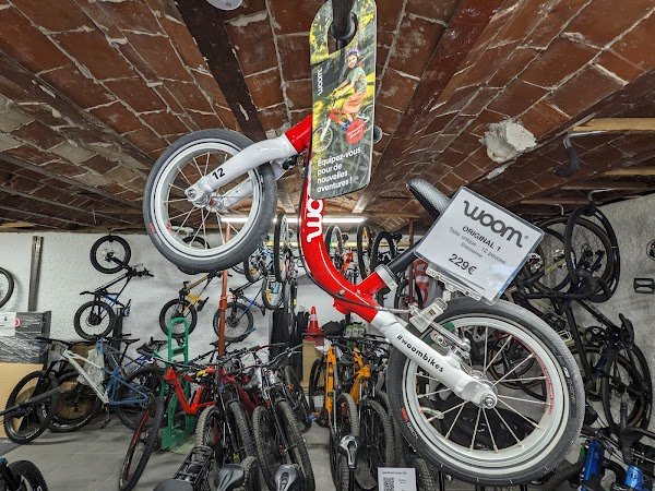 Ski Republic Ecobike Sport Shop - Font-Romeu - Photo 5