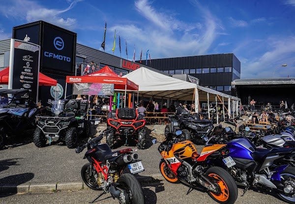 UNIVERS MOTOS QUADS STRASBOURG - Photo 2