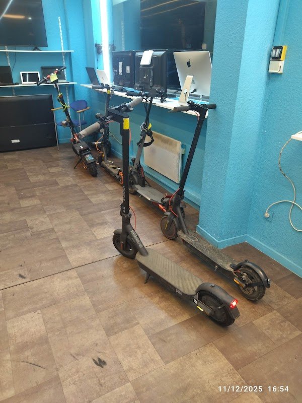 Yes Electronique reparation télévision réparation trottinette électrique ordinateur téléphone portable - Photo 3