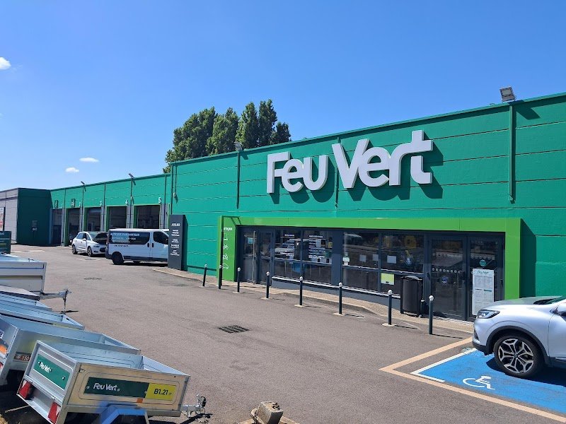 Auto Feu Vert Hunting Center On Rhone