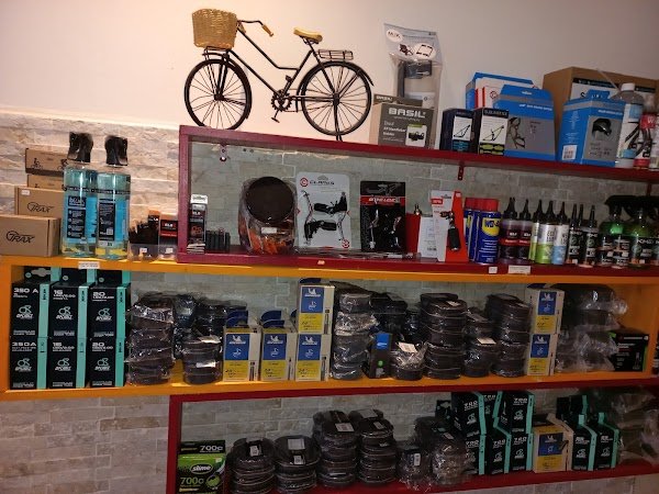 La Roue Tourne - Photo 2